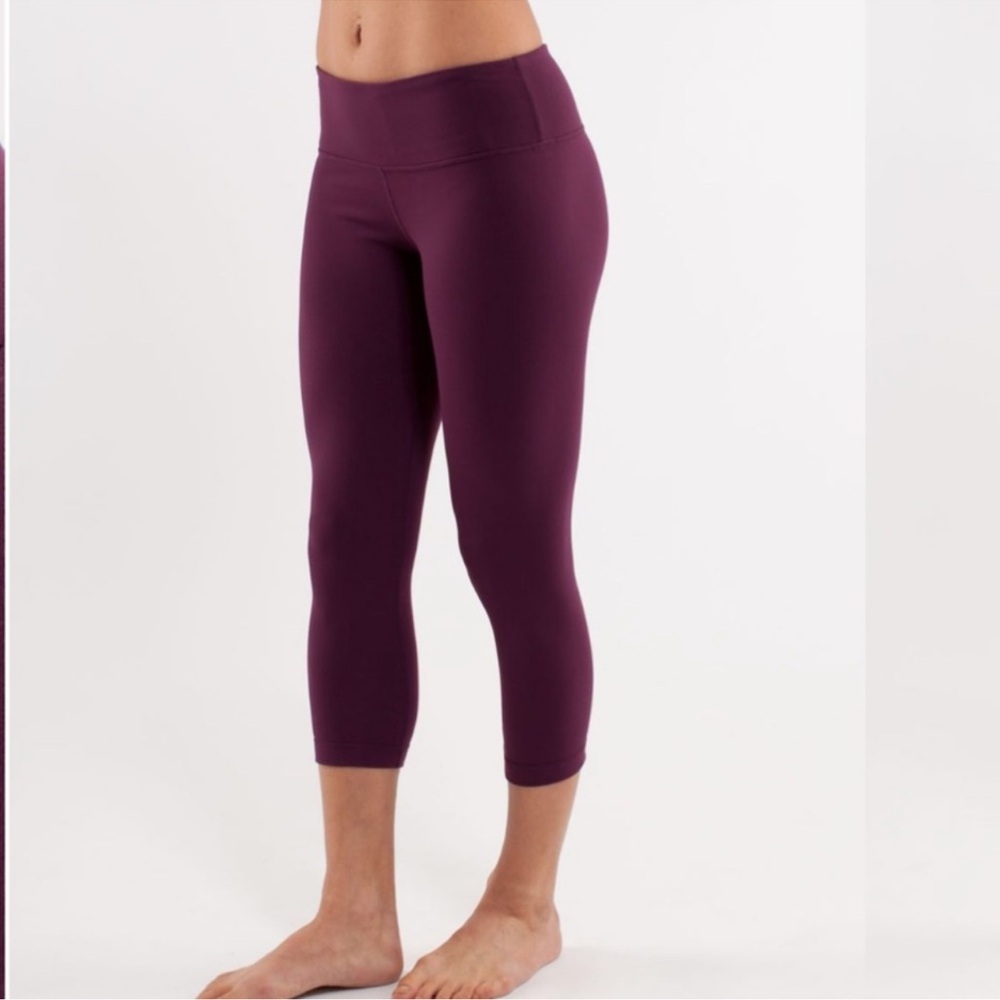 Lululemon Wunder Under Crop Plum leggings size 2